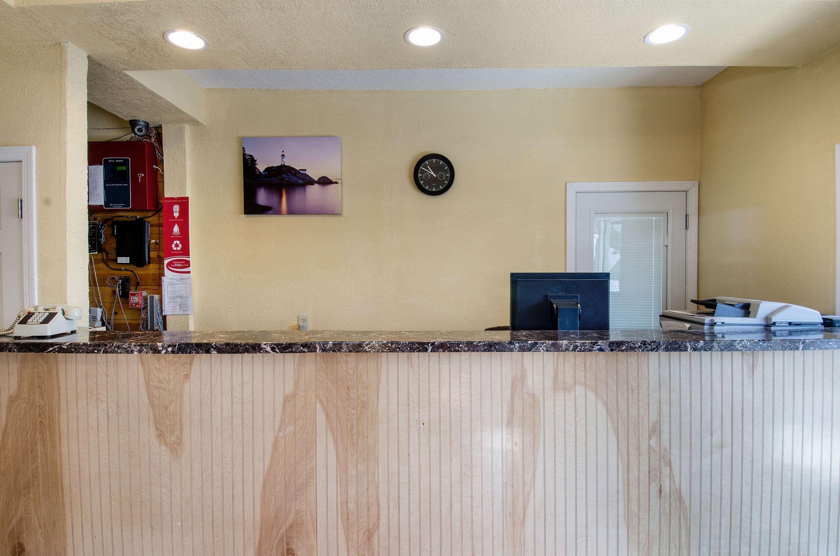 Econo Hospedaje West Yarmouth Exterior foto